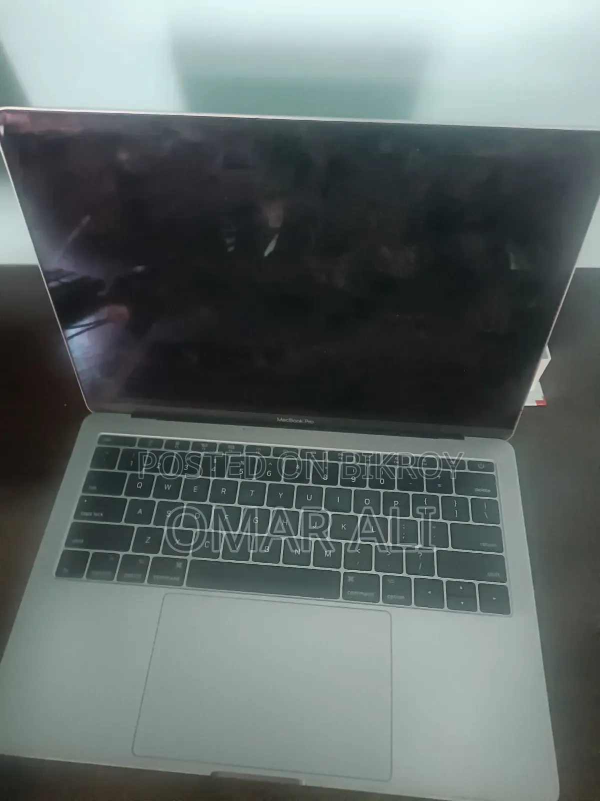 Laptop Apple MacBook Pro 2017 16GB Intel Core 5 SSHD (Hybrid) 256GB