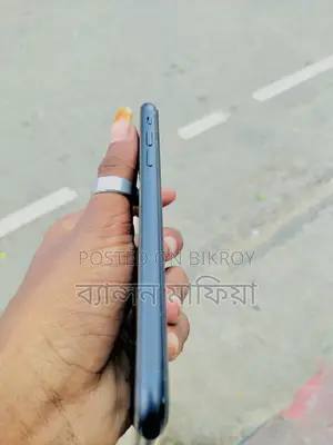 Apple iPhone XR 64 GB Black