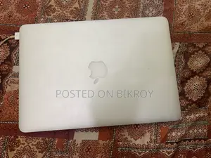 Laptop Apple MacBook 2015 8GB Intel Core I5 SSD 256GB