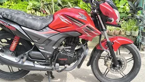 Honda CB 2023 Red