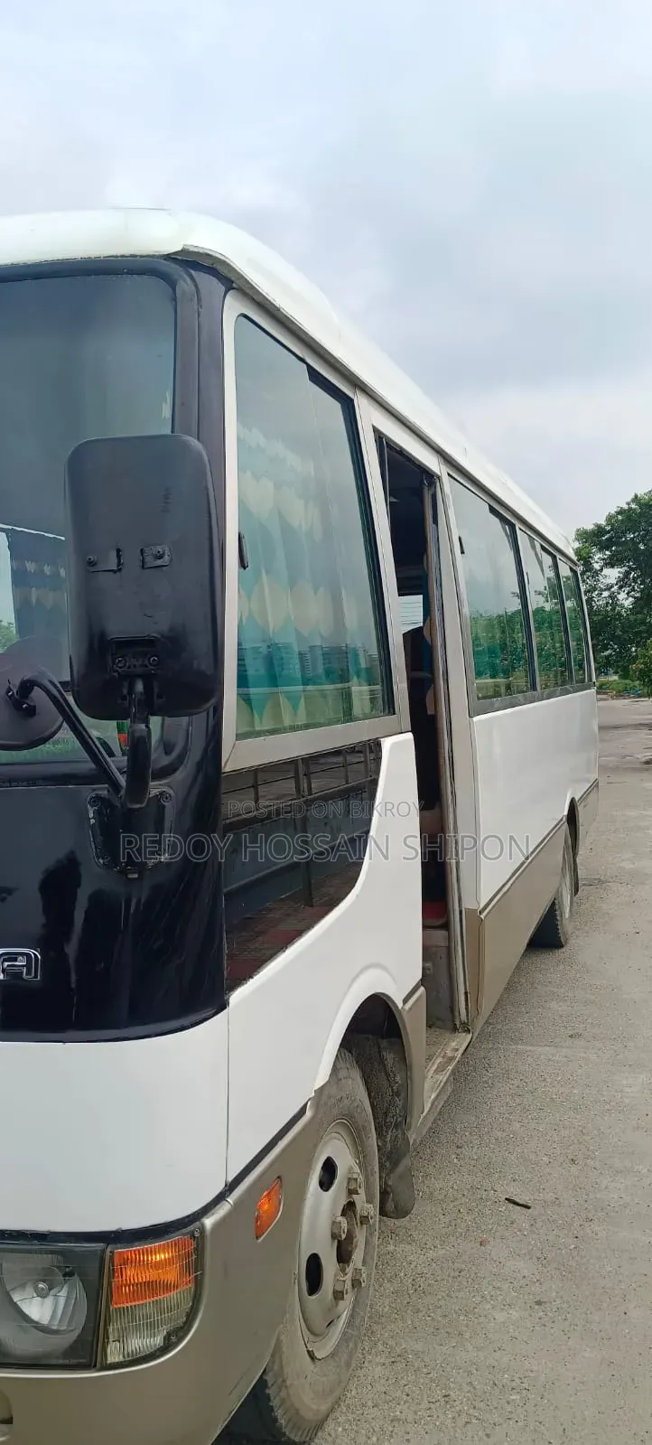 মিতসুবিশি ফুসোজ রোসা ২০০৪