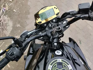 নতুন সুজুকি জিক্সার ২০২৬ কালো