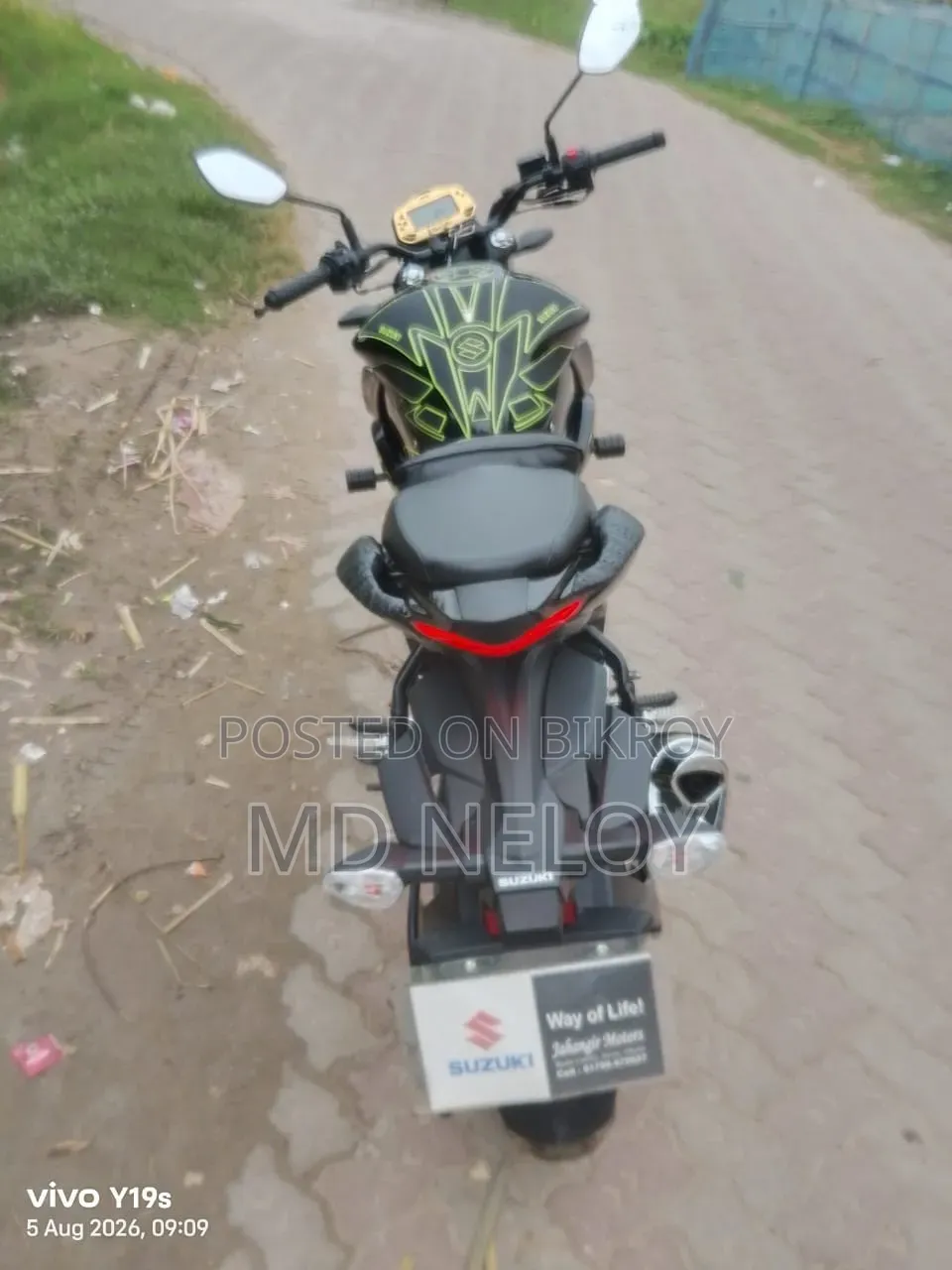 নতুন সুজুকি জিক্সার ২০২৬ কালো