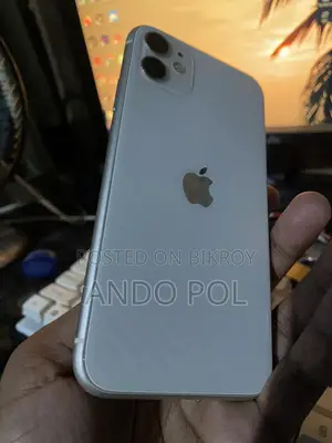অ্যাপল আইফোন ১১ ১২৮ জিবি হোয়াইট