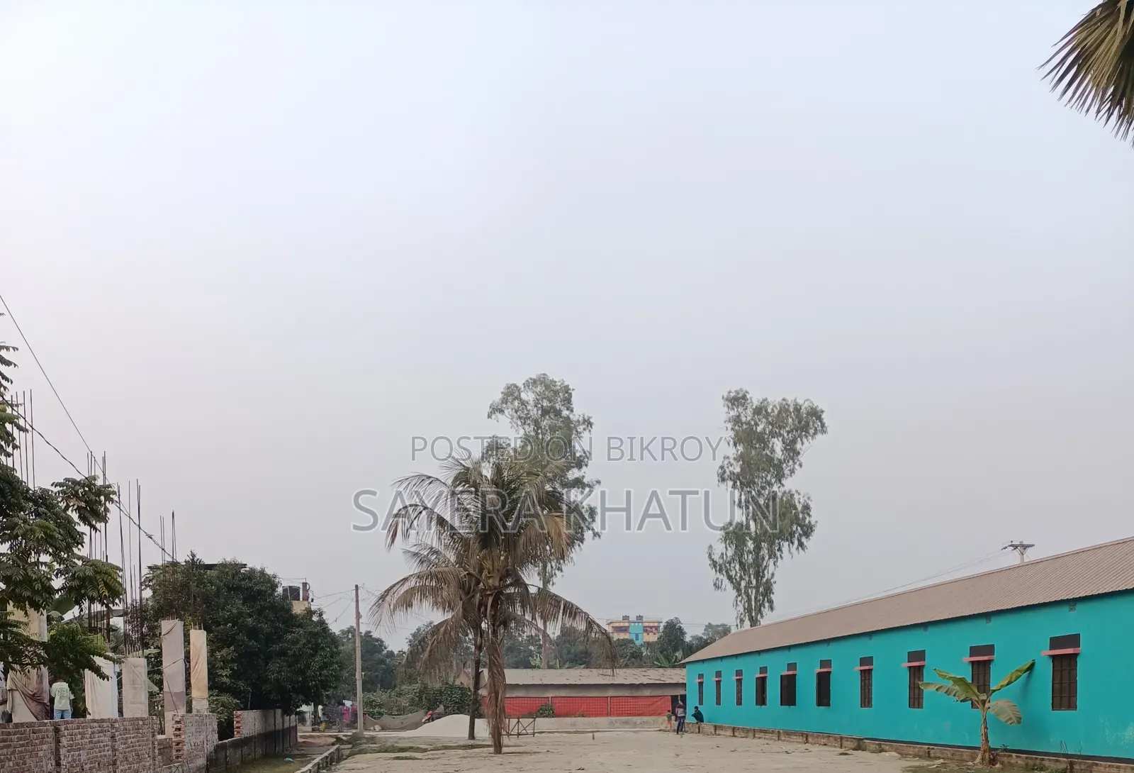 Furnished 2-Bedroom House in Kaliakair for sale
