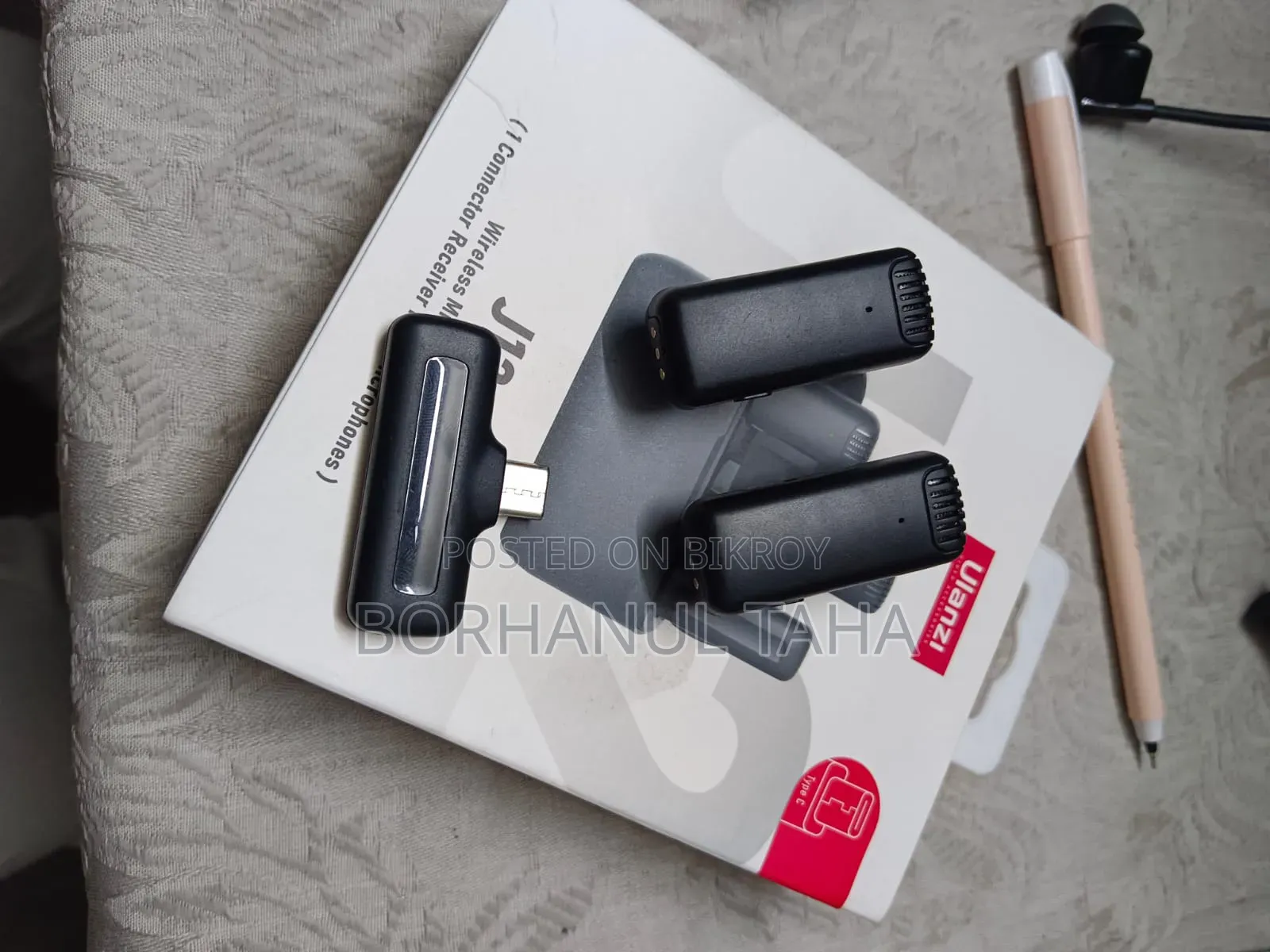 Ulanzi J12 Wireless Microphone