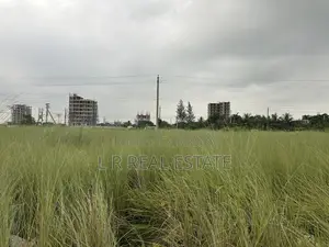 পি ব্লক, ৩ কাঠা, দক্ষিণমুখী, প্লট বিক্রি, বসুন্ধরা আর/এ
