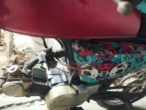 হোন্ডা টুডে ১৯৯৩ লাল