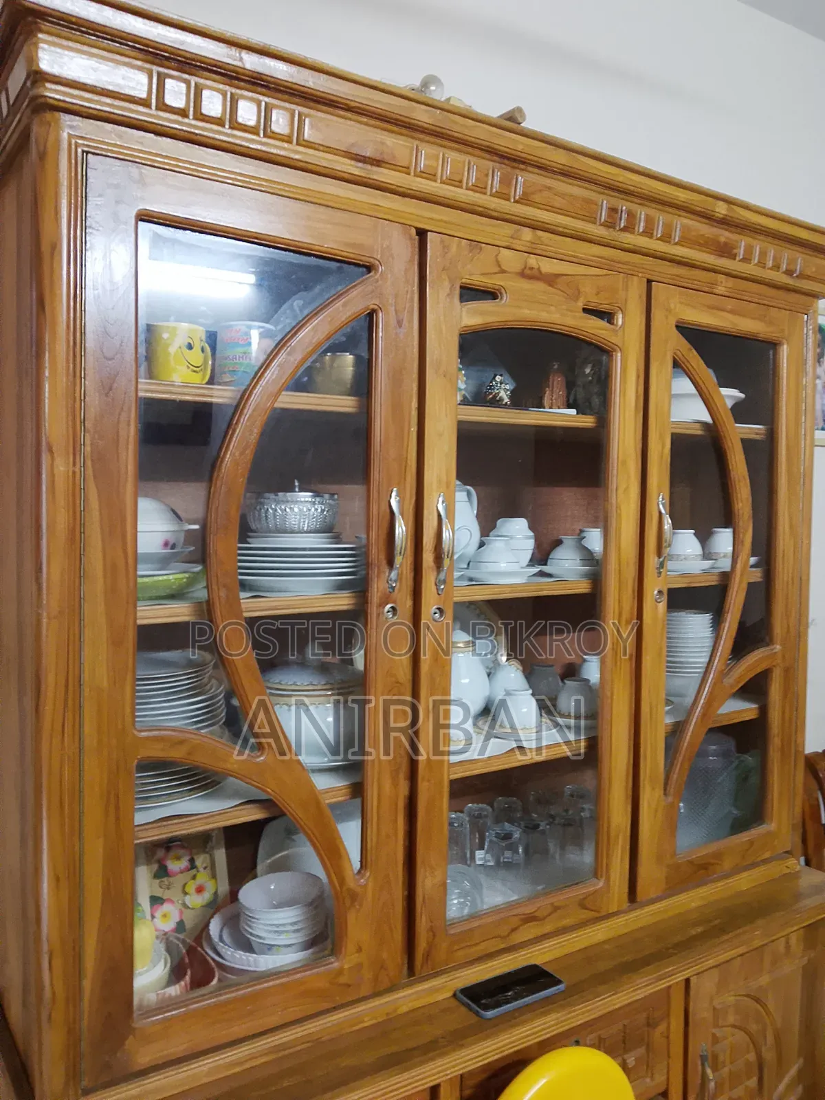 Showcase (Wooden-Segun)