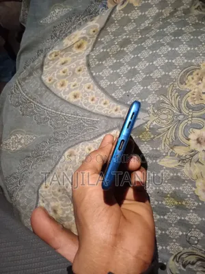 মটোরোলা এজ ৬০ ফিউশন ২৫৬ জিবি নীল