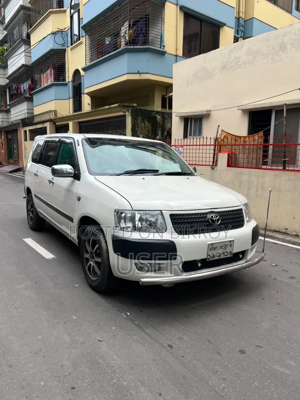 New Toyota Succeed 2004 White