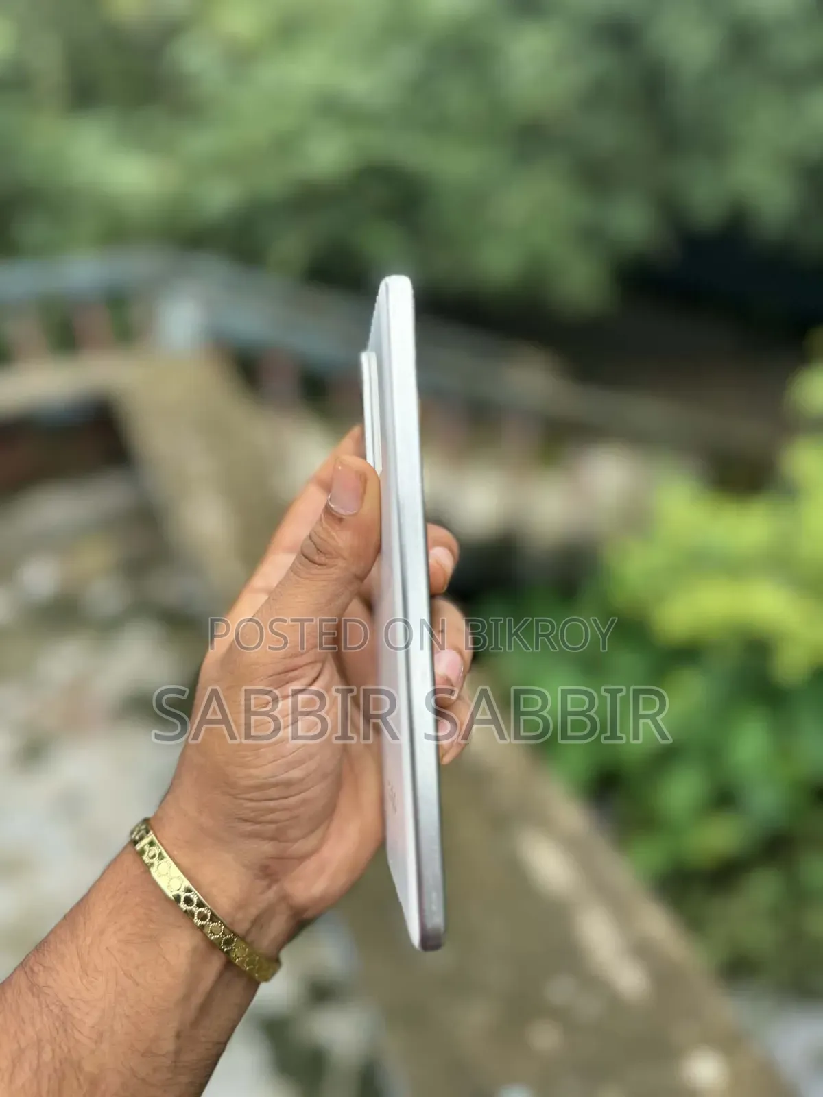 ভিভো আইকিউওও ১০ ২৫৬ জিবি সাদা
