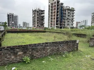এম ব্লক ৪ কাঠা দক্ষিণমুখী প্লট জরুরি বিক্রি বসুন্ধরা আবাসিক এলাকা