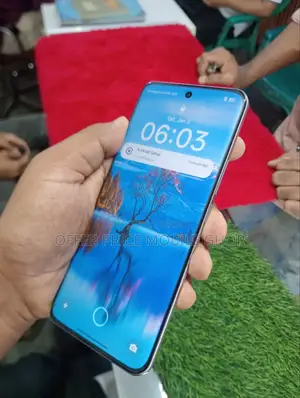 রিয়েলমি ১৩ প্রো প্লাস ৫জি ২৫৬ জিবি লাল
