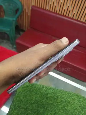 রিয়েলমি ১৩ প্রো প্লাস ৫জি ২৫৬ জিবি লাল
