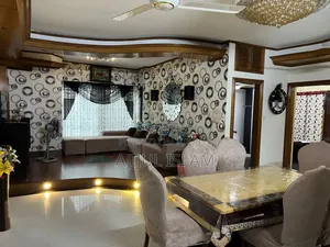 গুলশানে অ্যাসিউড মেহমান-এ সাজানো ৩-বেডরুমের অ্যাপার্টমেন্ট ভাড়ার জন্য
