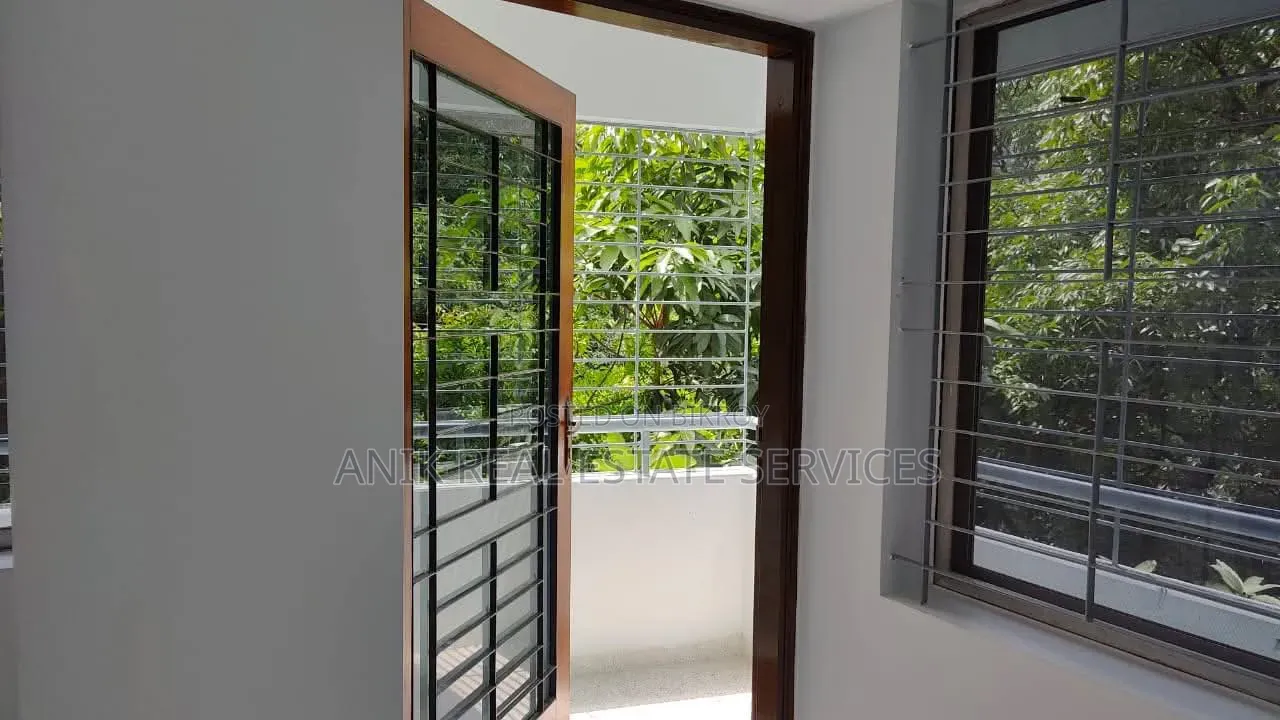 4 Bedroom Apartment in Anik Real Estate, Gulshan for Rent