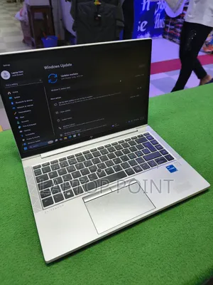 ল্যাপটপ HP এলিটবুক ৮৪০ জি৮ ১৬জিবি ইন্টেল কোর আই৫ এসএসডি ৫১২জিবি