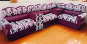 নতুন ধরনের সোফা