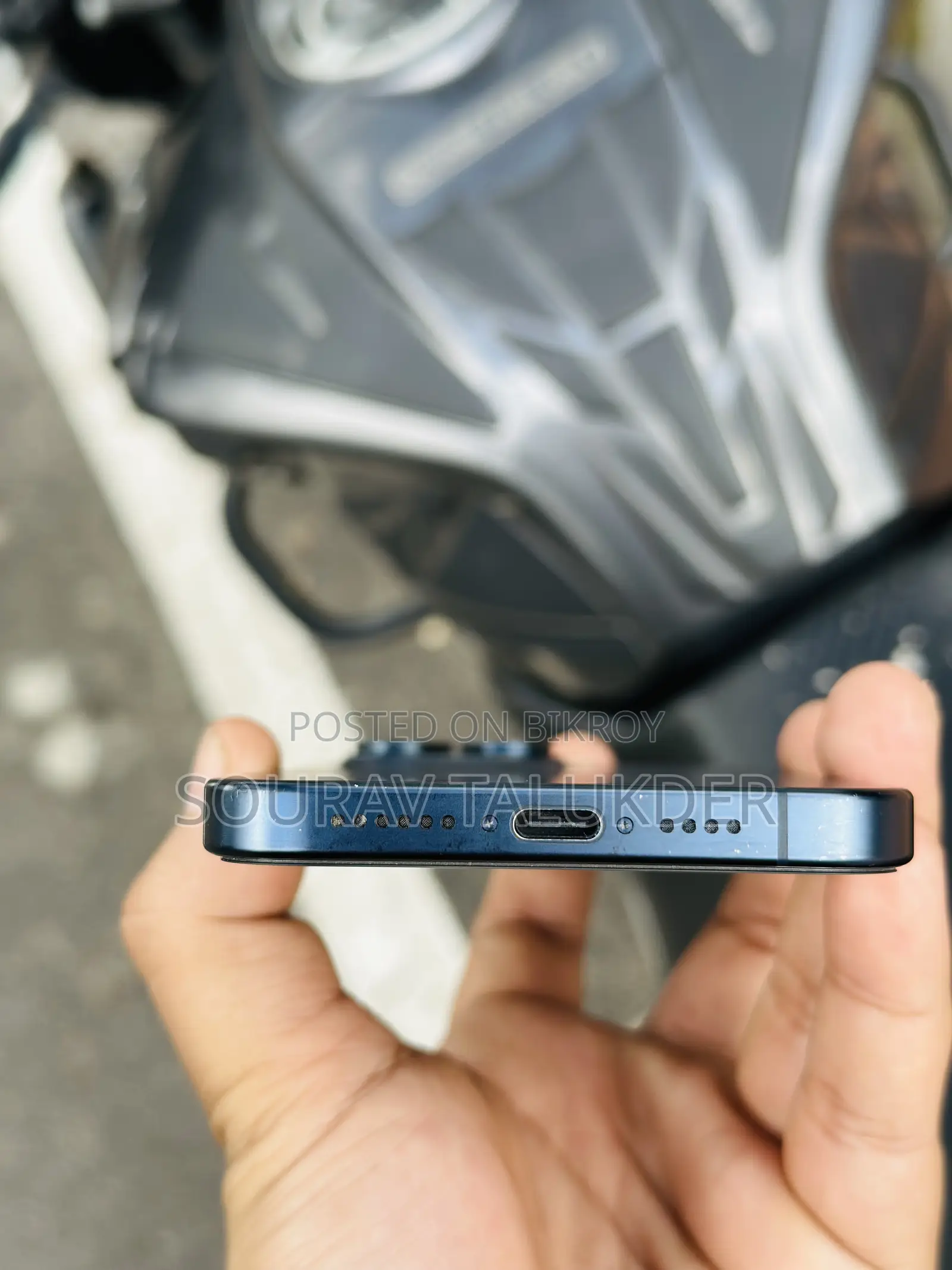 অ্যাপল আইফোন ১৫ প্রো ম্যাক্স ২৫৬ জিবি নীল