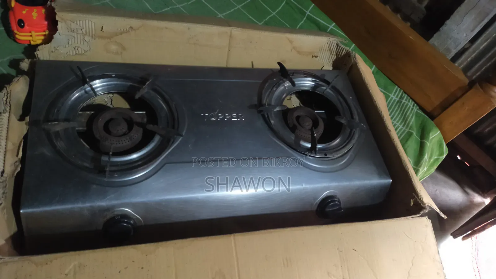 An auto stove will be sold urgently, used for 6-7 months