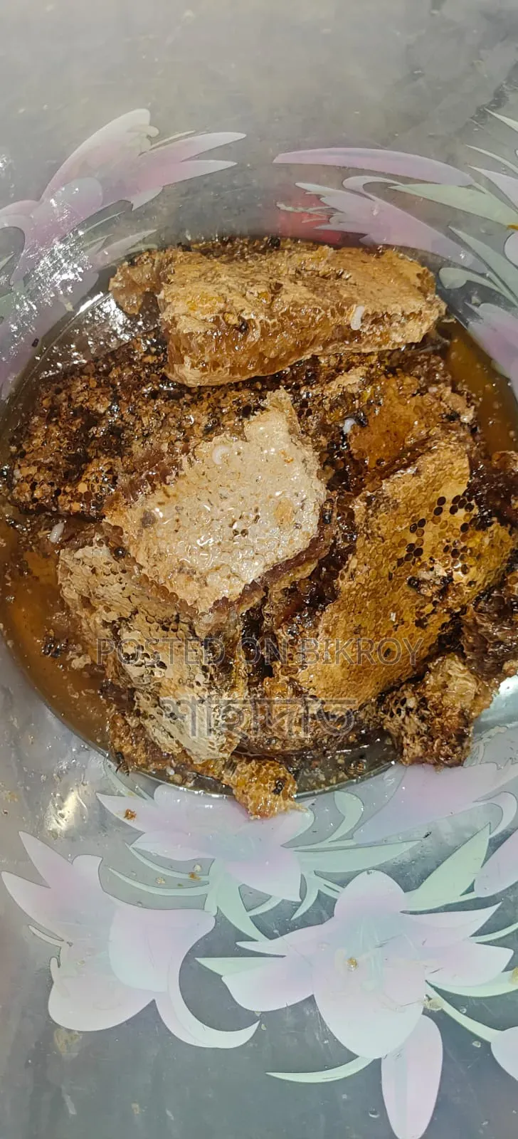 This is the best hand-extracted natural honey, retail and wholesale