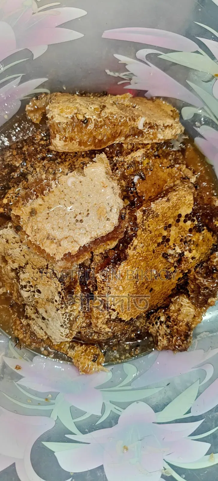 This is the best hand-extracted natural honey, retail and wholesale