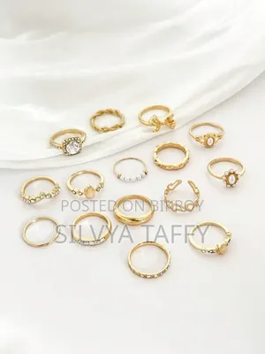 15 PCS Zinc Alloy Golden Elegant Ring Set