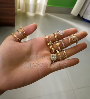 15 PCS Zinc Alloy Golden Elegant Ring Set