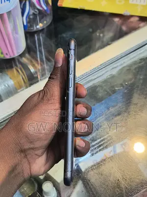 অ্যাপল আইফোন ১১ ১২৮ জিবি ব্ল্যাক