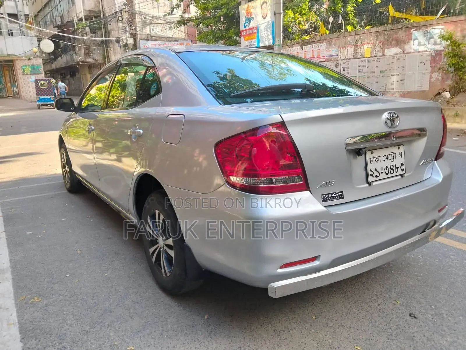 টয়োটা অ্যালিওন ২০০৫ সাদা
