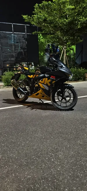 Suzuki GSX-R150 2020 Yellow