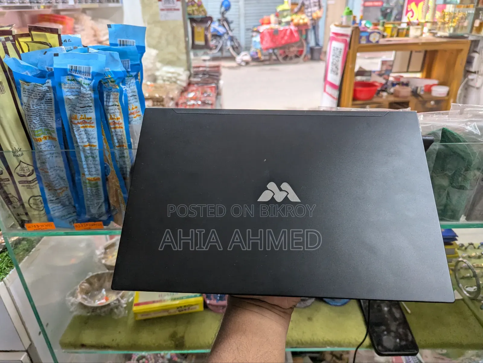 Laptop 8GB Intel Pentium SSD 256GB
