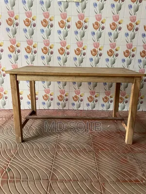A wooden table will be sold.
