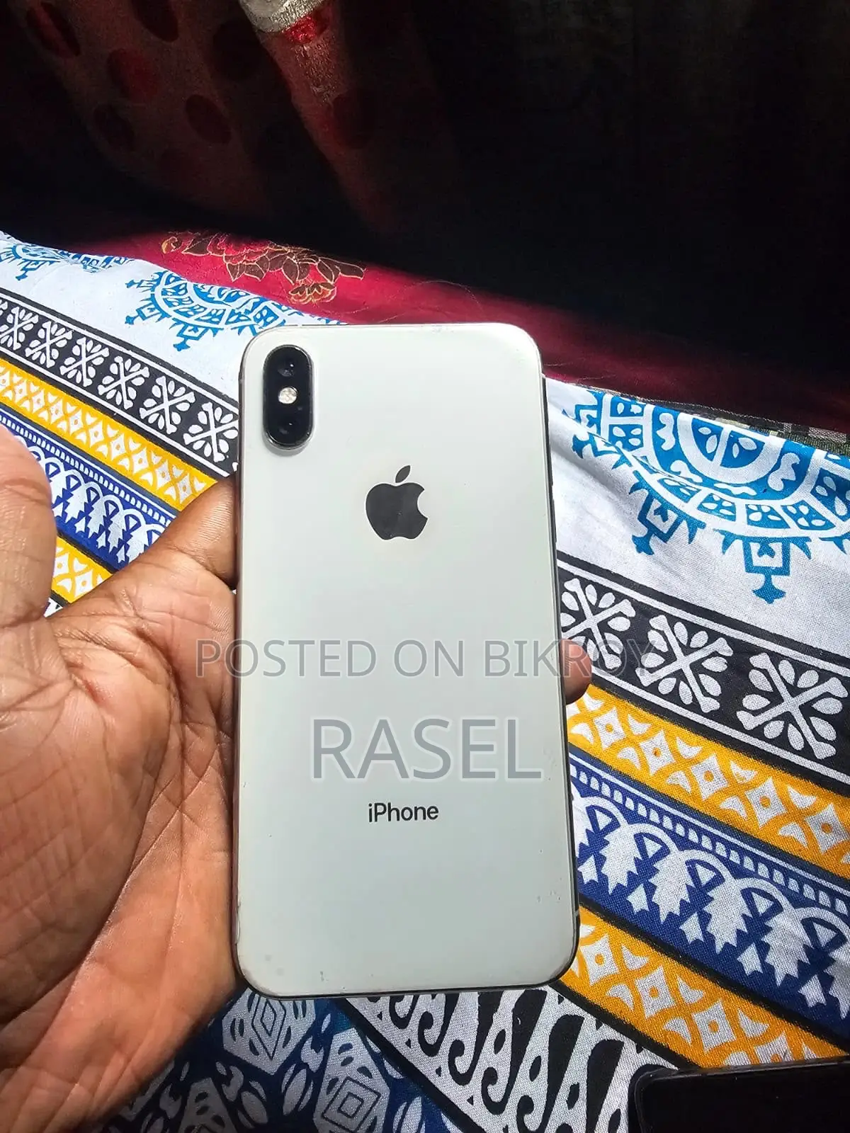 অ্যাপল আইফোন এক্সএস ২৫৬ জিবি হোয়াইট