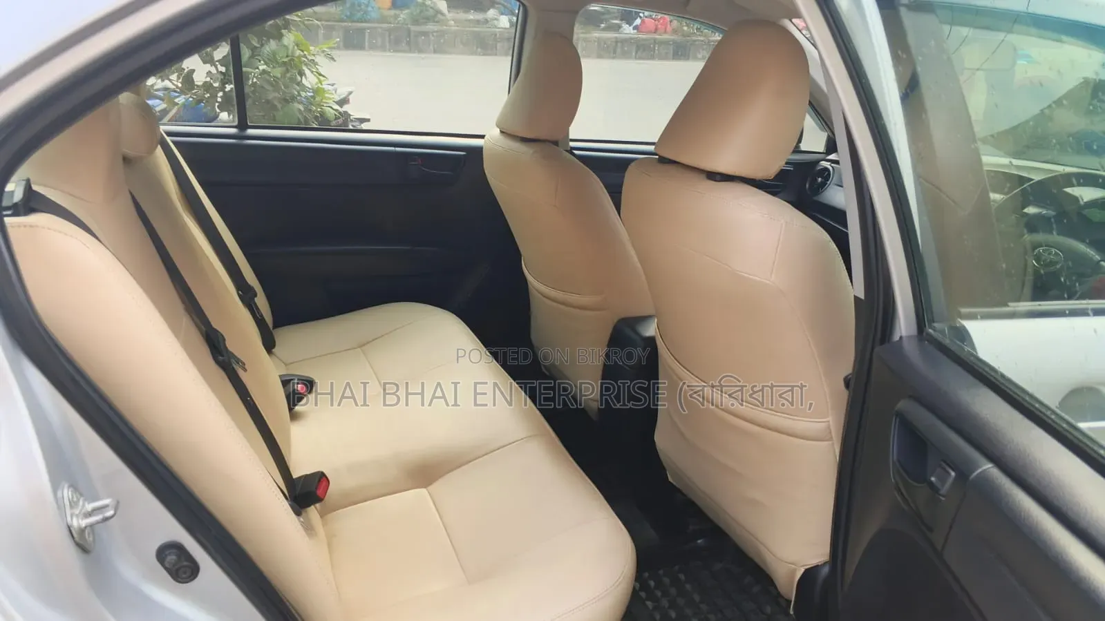 Toyota Axio 1.5 Hybrid 2WD 2015 Silver