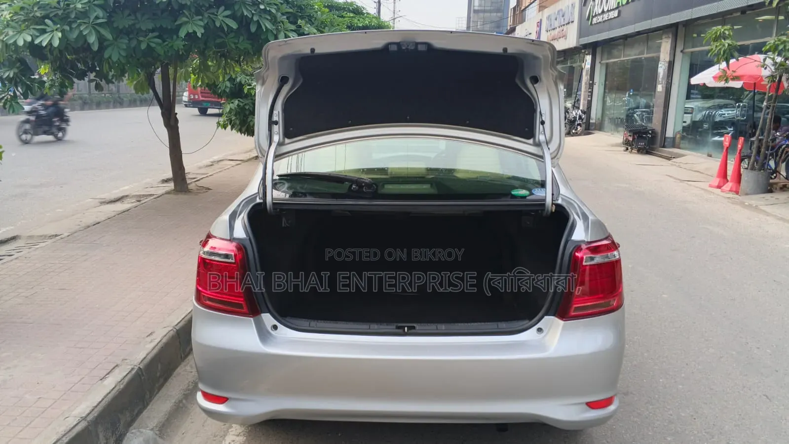 Toyota Axio 1.5 Hybrid 2WD 2015 Silver