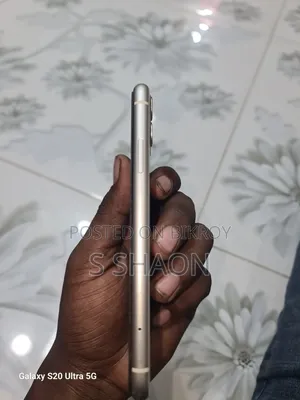Apple iPhone 11 64 GB White
