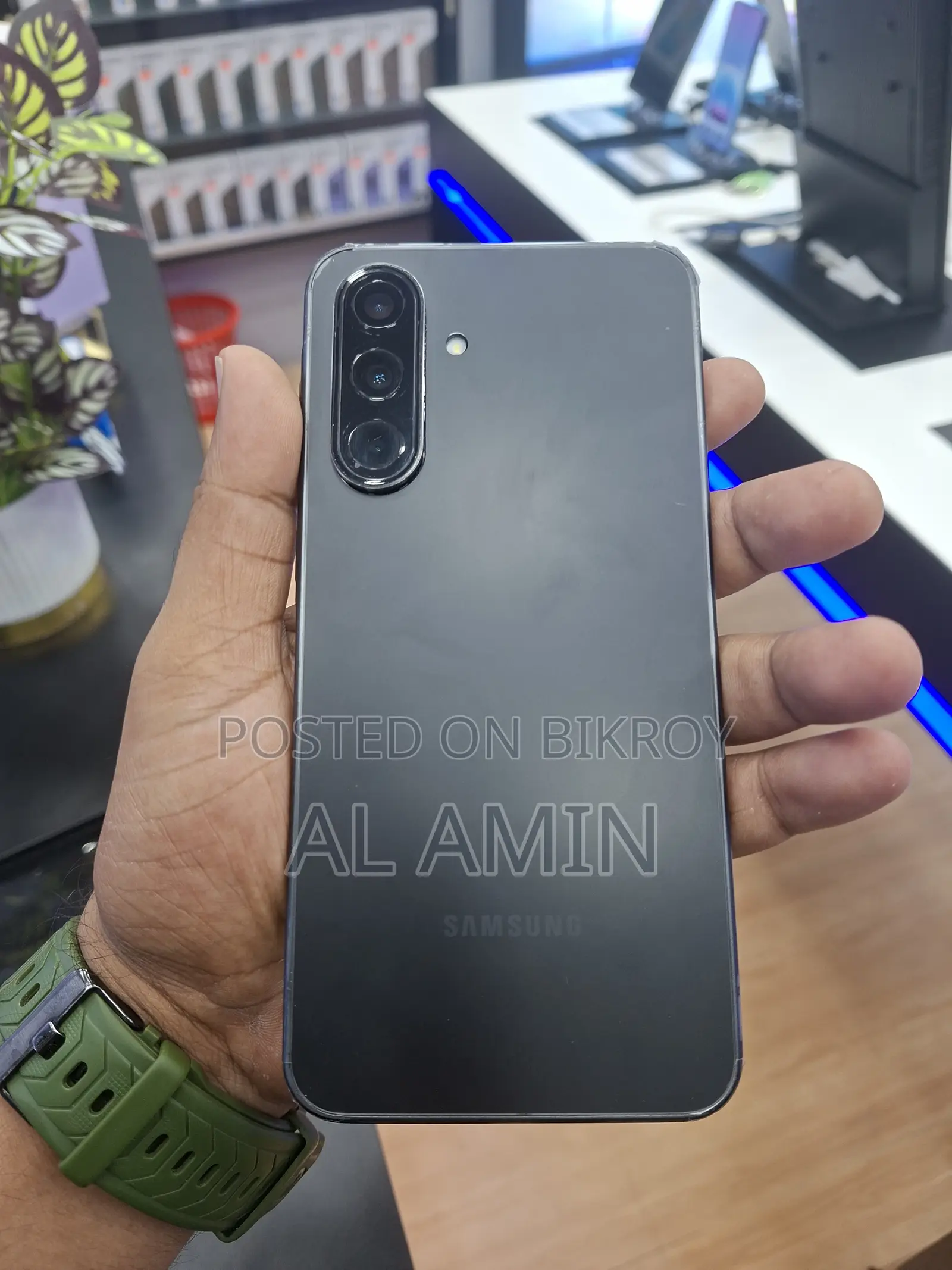 স্যামসাং গ্যালাক্সি এ৩৬ ১২৮ জিবি ব্ল্যাক