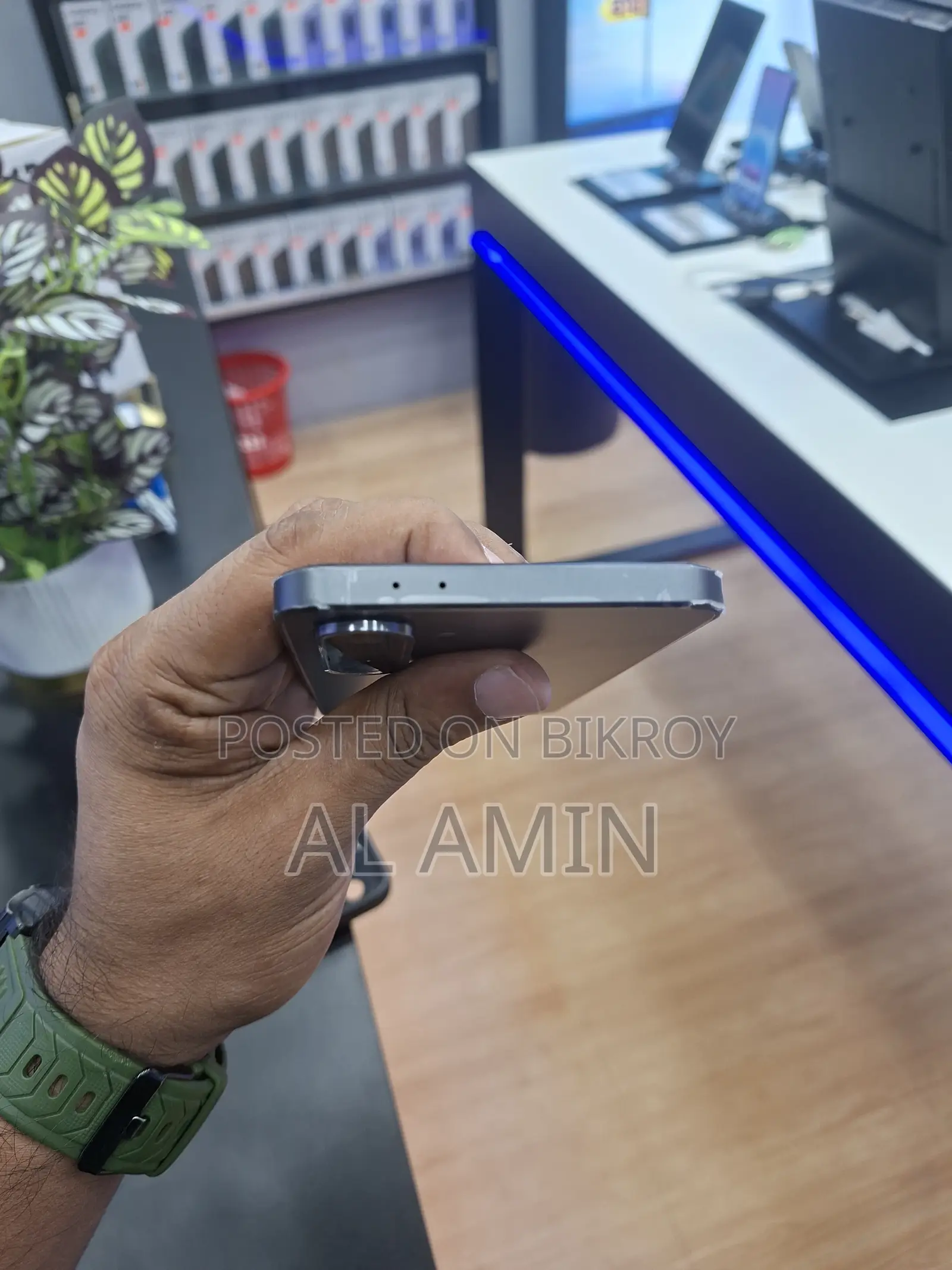 স্যামসাং গ্যালাক্সি এ৩৬ ১২৮ জিবি ব্ল্যাক