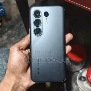 টেকনো ক্যামন ৫০ আল্ট্রা ২৫৬ জিবি ব্ল্যাক