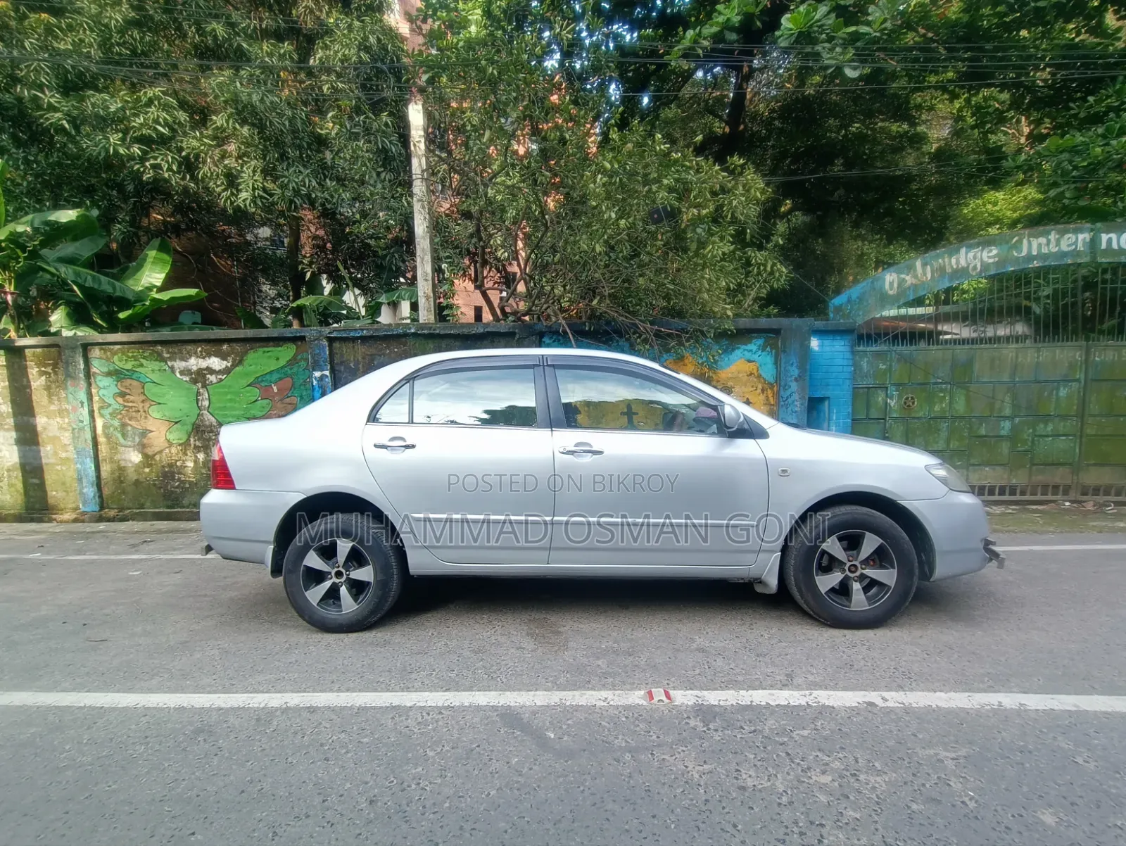 টয়োটা করোল্লা ২০০৪ সিলভার
