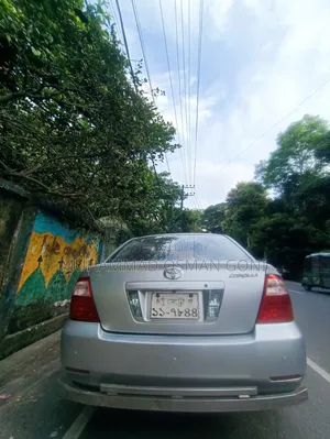 টয়োটা করোল্লা ২০০৪ সিলভার