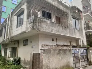 ঢাকாவின் উত্তরা এলাকায় ৪টি শয়নকক্ষ বিশিষ্ট সাজানো বাড়ি বিক্রয়
