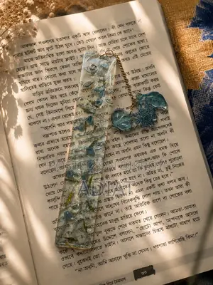 Handmade Resin Bookmark | Aesthetic Unique Gift