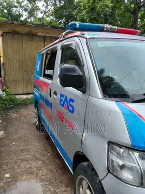 টয়োটা টাউনএস ২০১২ সিলভার