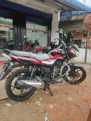 বাজাজ ডিসকভার ১১০ ২০২২ কালো