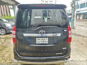 টয়োটা নোয়া ২০১১ ব্ল্যাক
