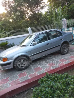 টয়োটা কর্সা ১৯৯৫ নীল