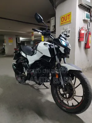হিরো থ্রিলার ১৬০আর ২০২১ হোয়াইট